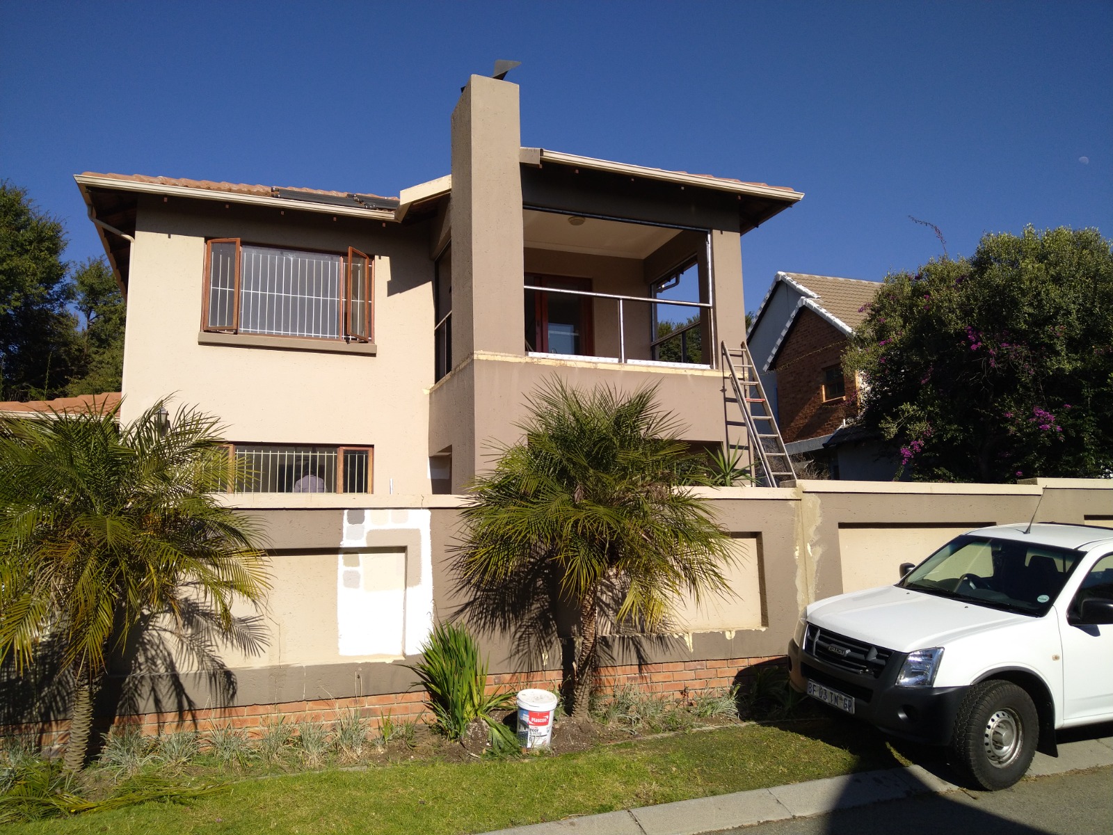Suburban Estate Exterior Before Project
